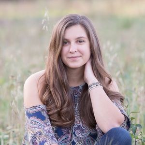 Meet your Posher, Layla